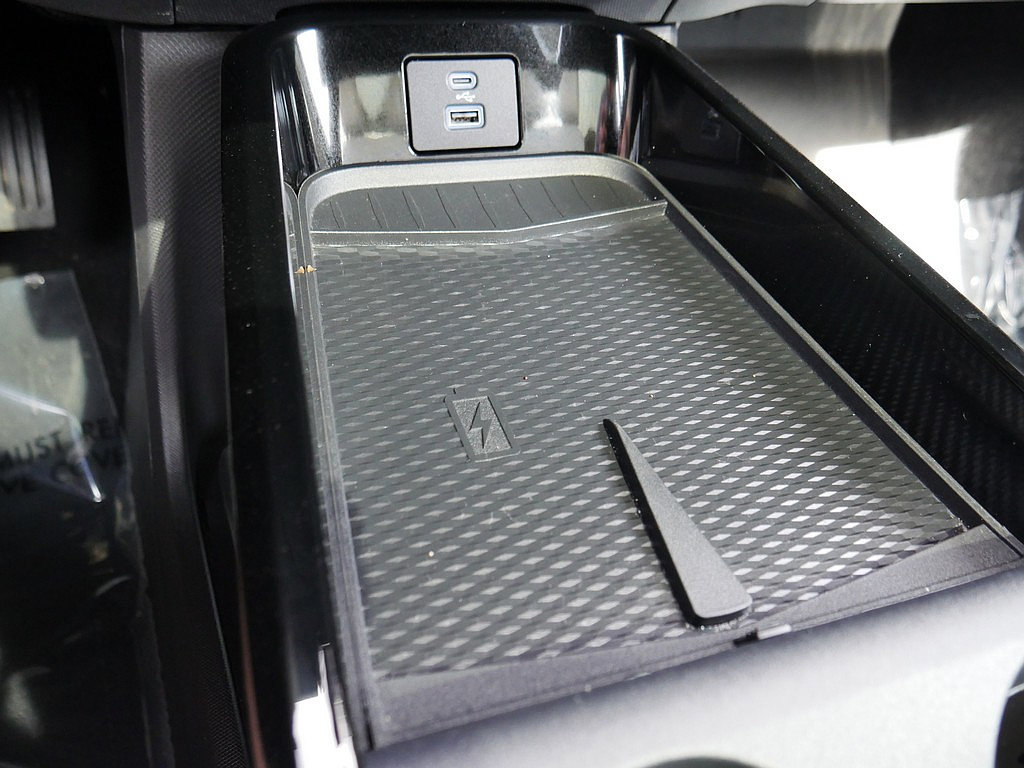 Used 2023 Ford Mustang Mach-E Premium AWD/4WD image 45