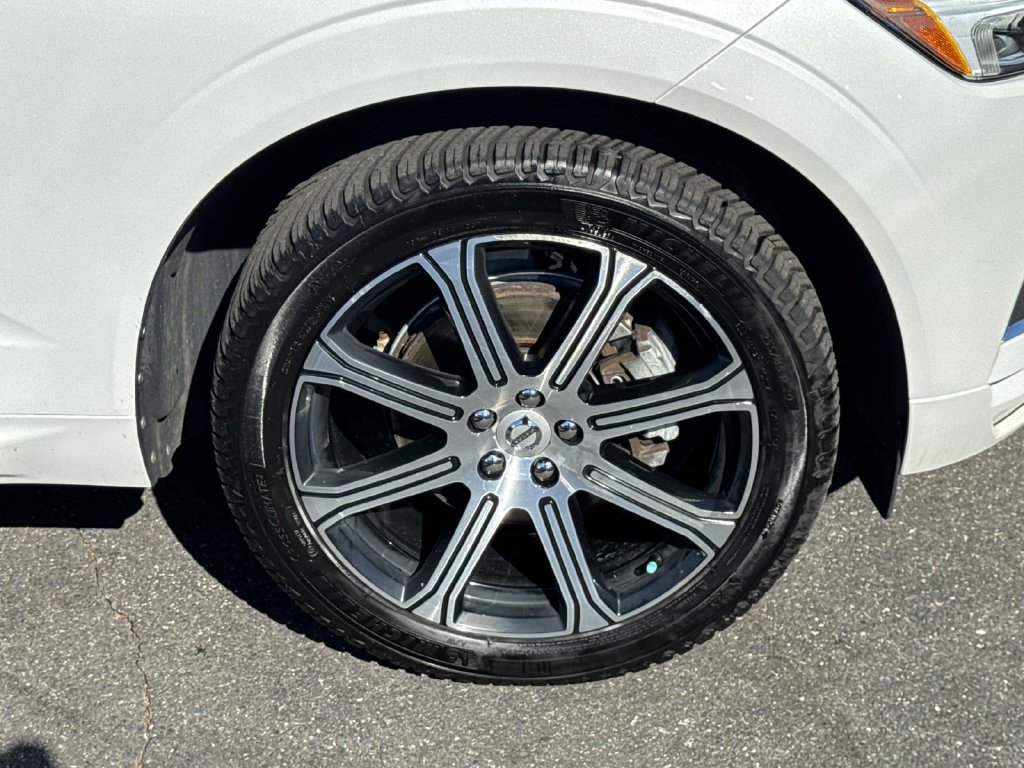 Used 2020 Volvo XC60 T5 Inscription AWD/4WD image 6
