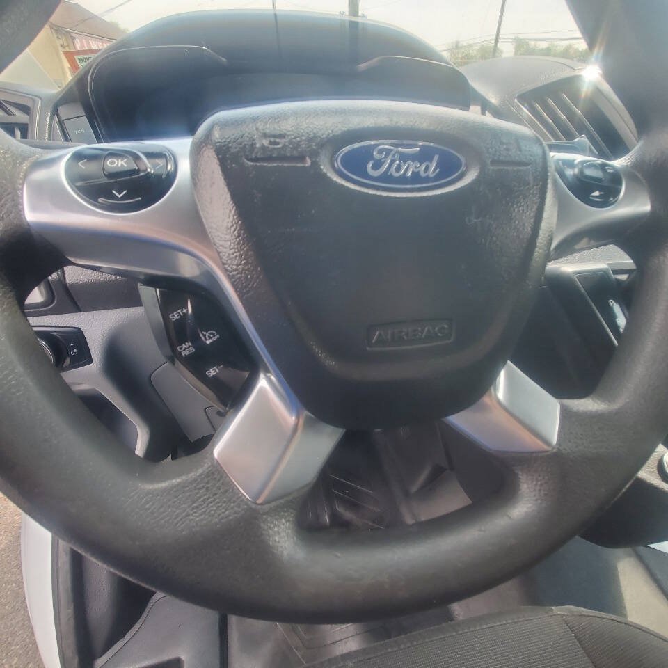 Used 2019 Ford Transit 250 148 Medium Roof RWD image 16