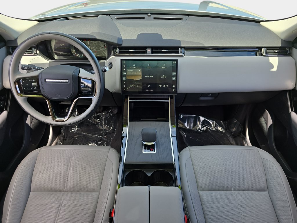 Certified 2025 Land Rover Range Rover Velar S AWD/4WD image 9