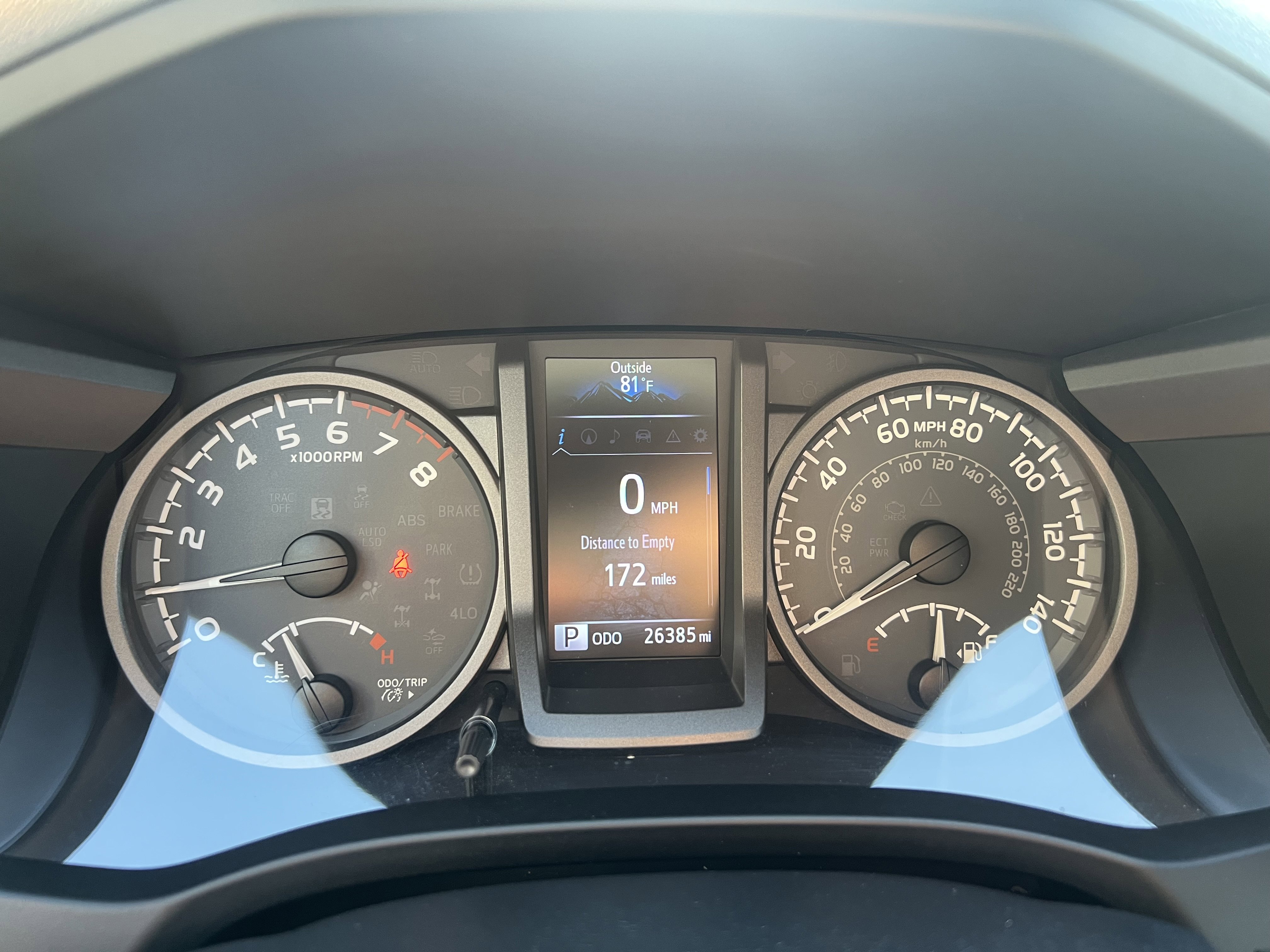 Used 2018 Toyota Tacoma TRD Sport image 17