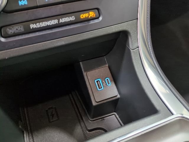 Used 2023 Ford Edge Titanium image 11