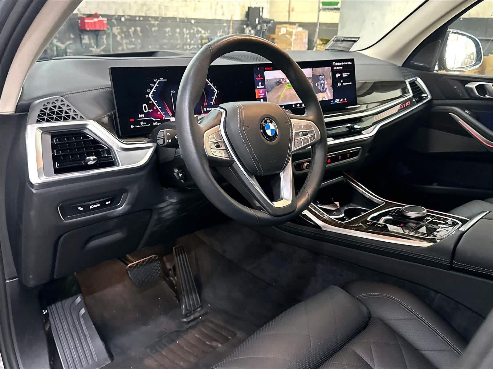 Used 2026 BMW X7 xDrive40i w/ Premium Package AWD/4WD image 17