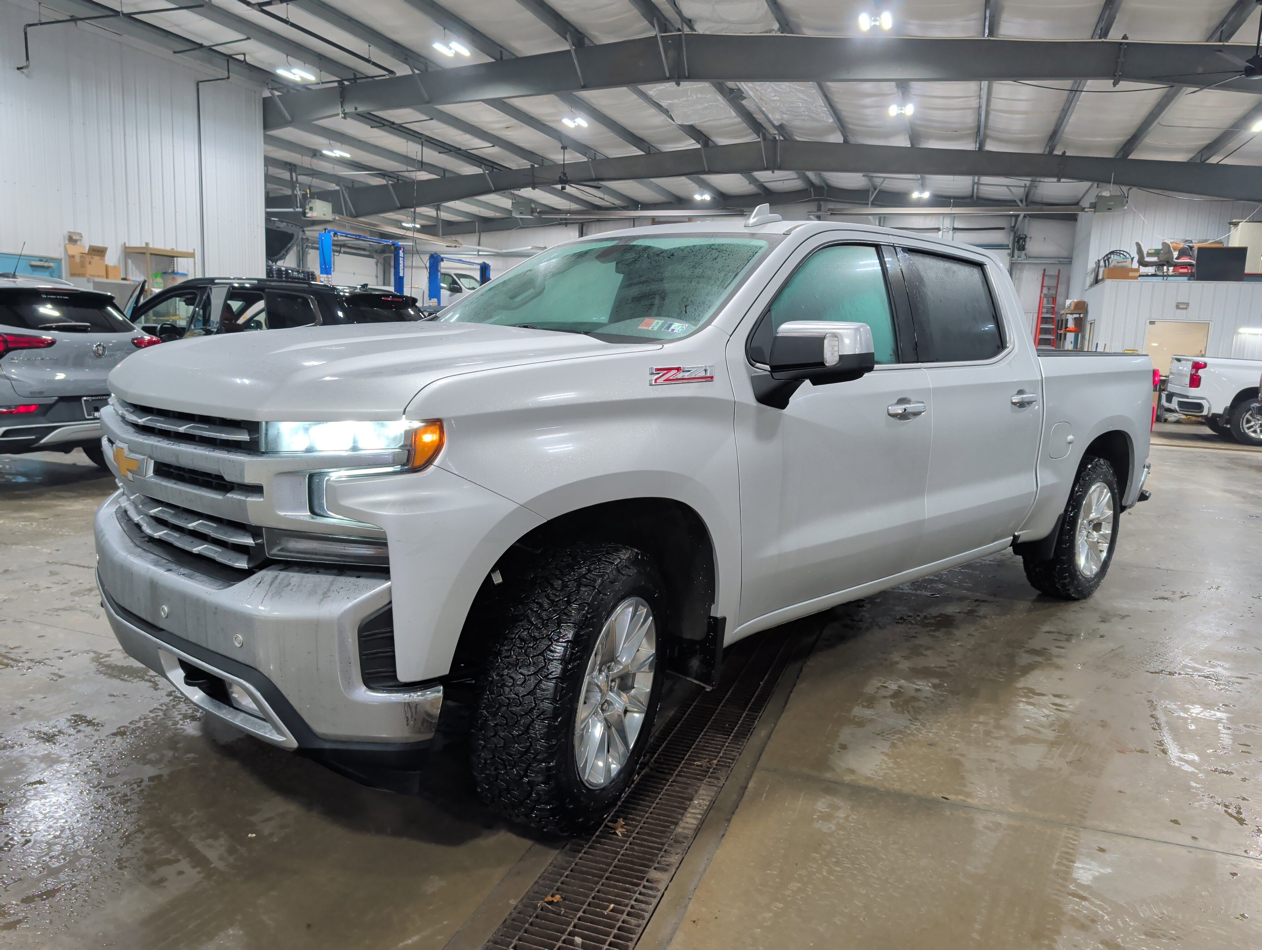 Used 2019 Chevrolet Silverado 1500 LTZ w/ LTZ Plus Package image 6