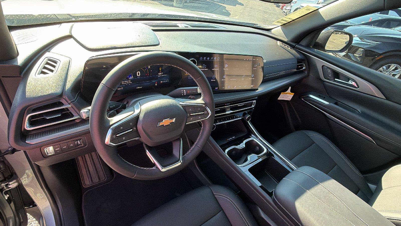 New 2026 Chevrolet Traverse LT AWD/4WD image 3