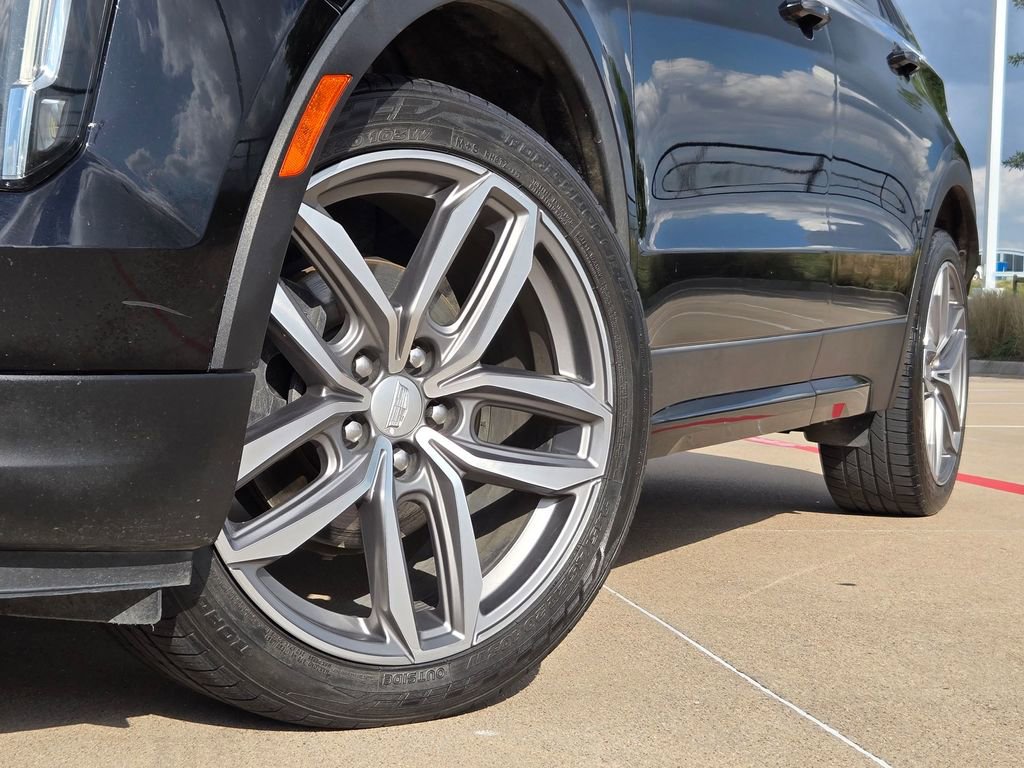 Used 2019 Cadillac XT4 Sport w/ Driver Assist Package image 8