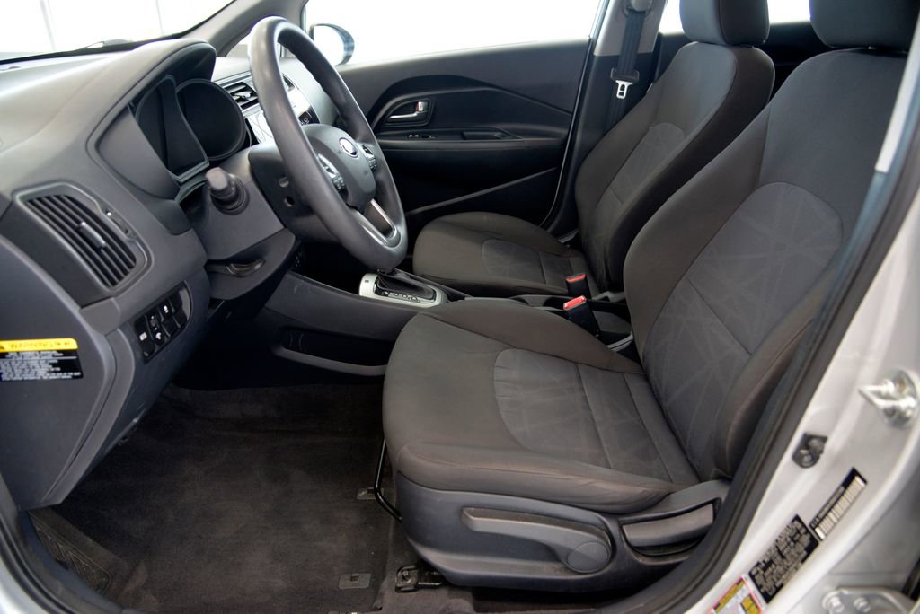 Used 2017 Kia Rio LX w/ Power Package FWD image 16