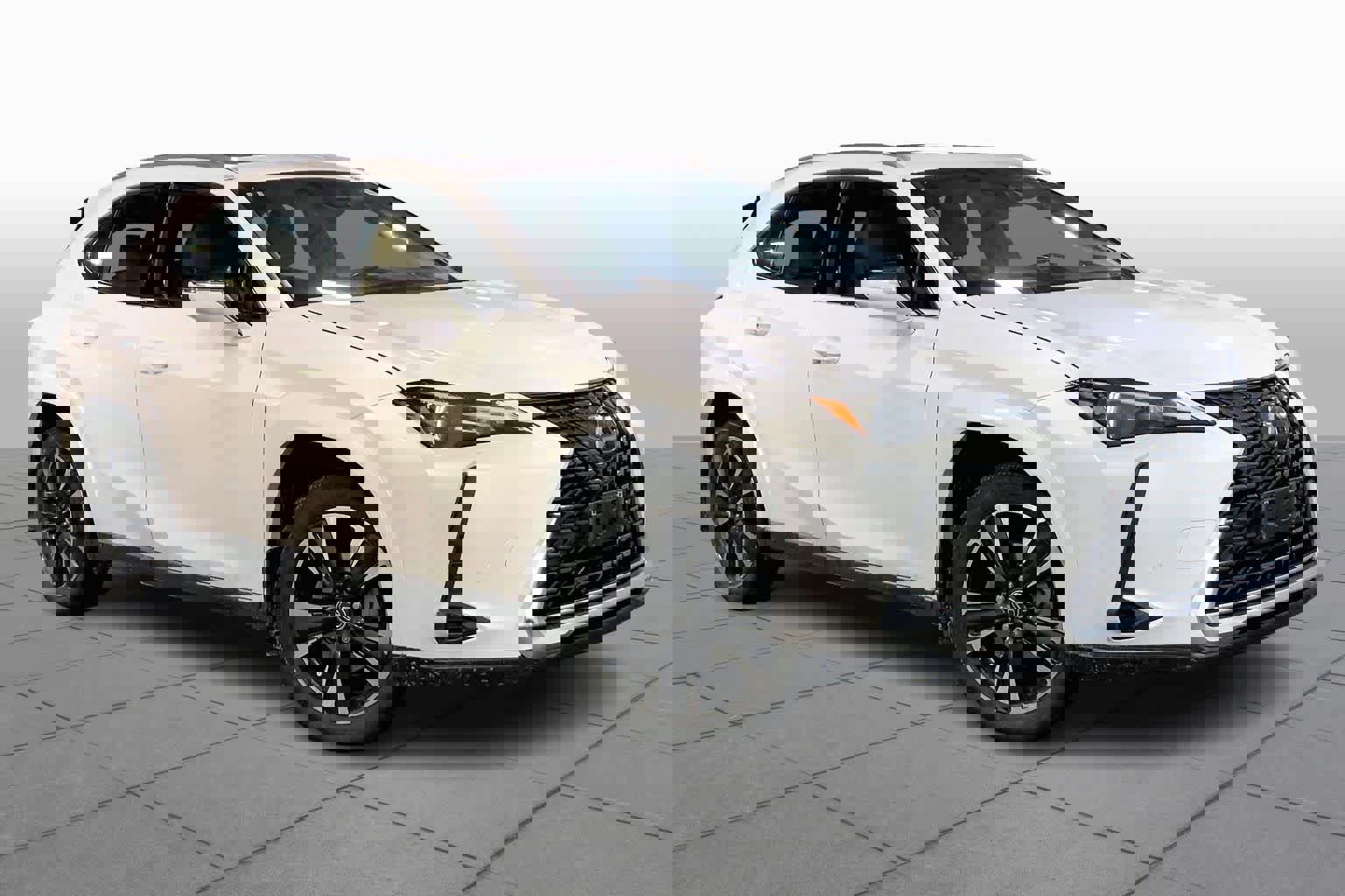 Used 2024 Lexus UX 250h AWD w/ Premium Package image 2