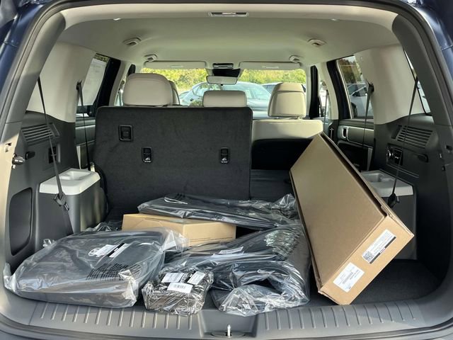 New 2025 Hyundai Santa Fe SEL AWD/4WD image 17