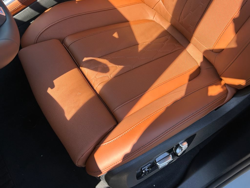 New 2027 BMW X7 M60i AWD/4WD image 15