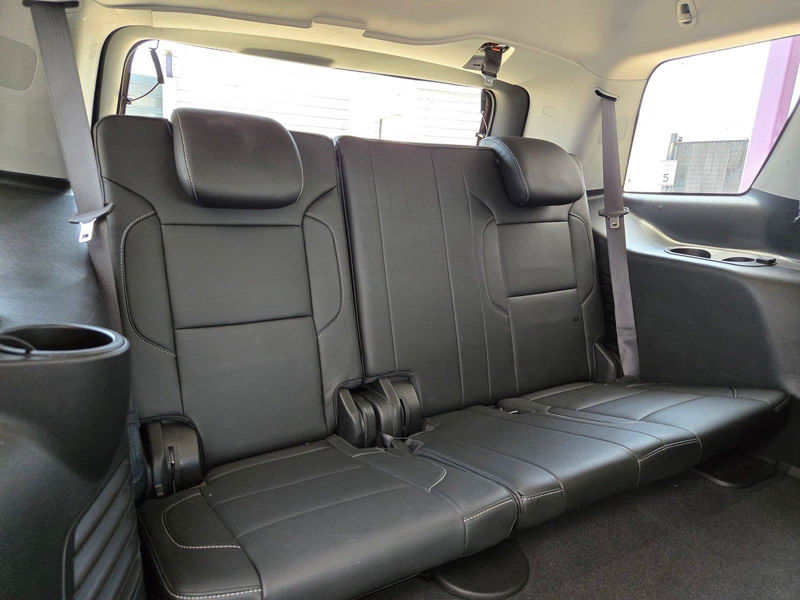 Used 2020 GMC Yukon SLT RWD image 30