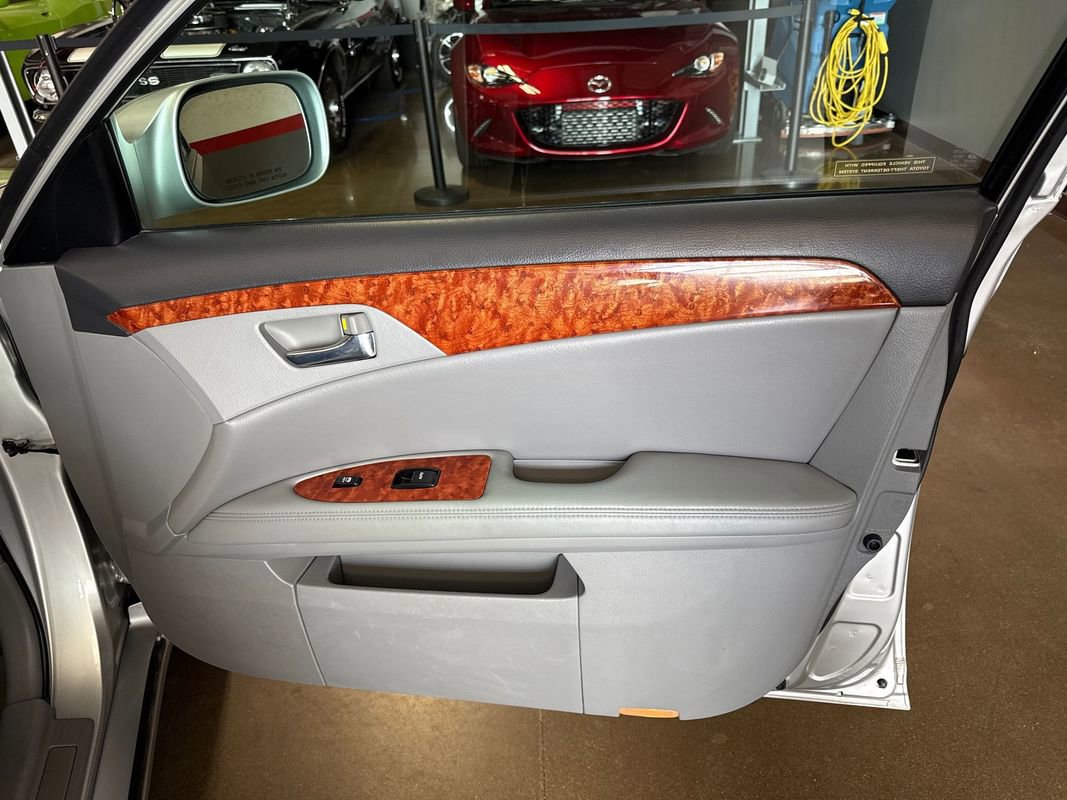 Used 2006 Toyota Avalon XLS image 93