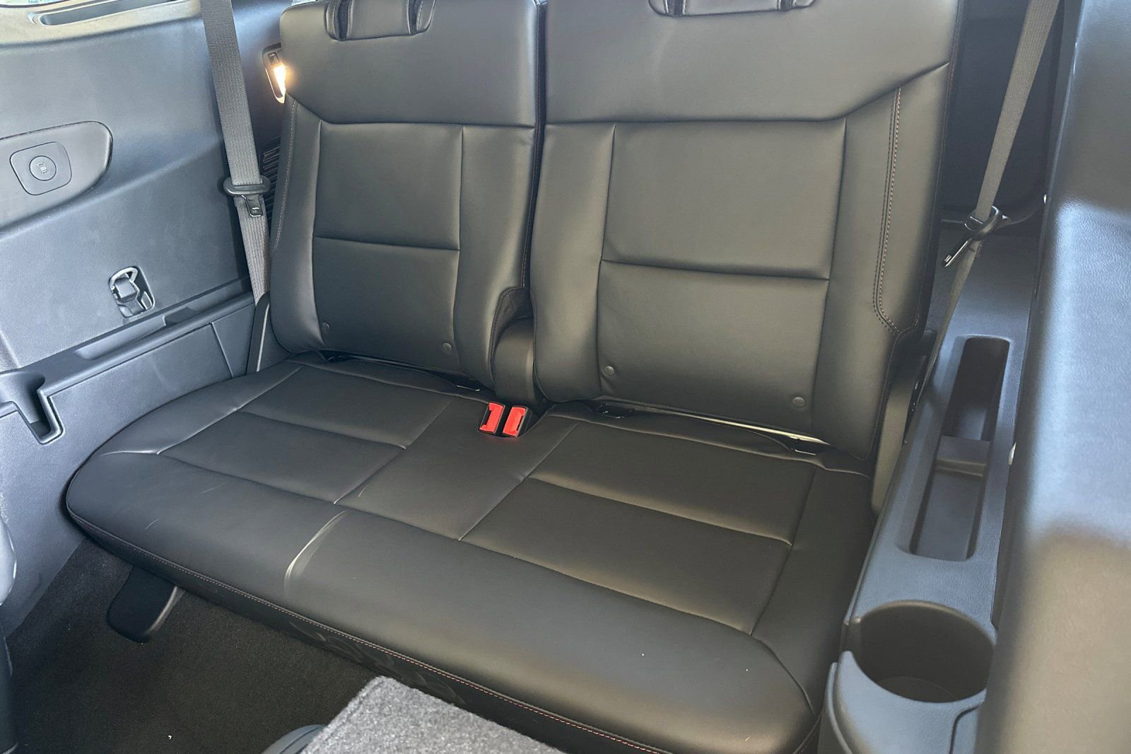 New 2026 Ford Explorer ST-Line w/ ST-Line Street Pack image 16