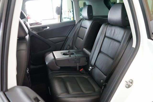 Used 2017 Volkswagen Tiguan Sport image 46