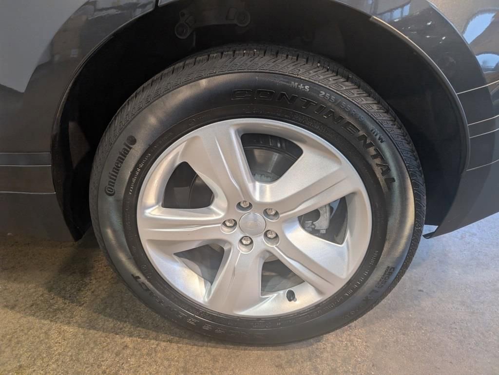 Used 2026 Land Rover Range Rover Velar S image 9