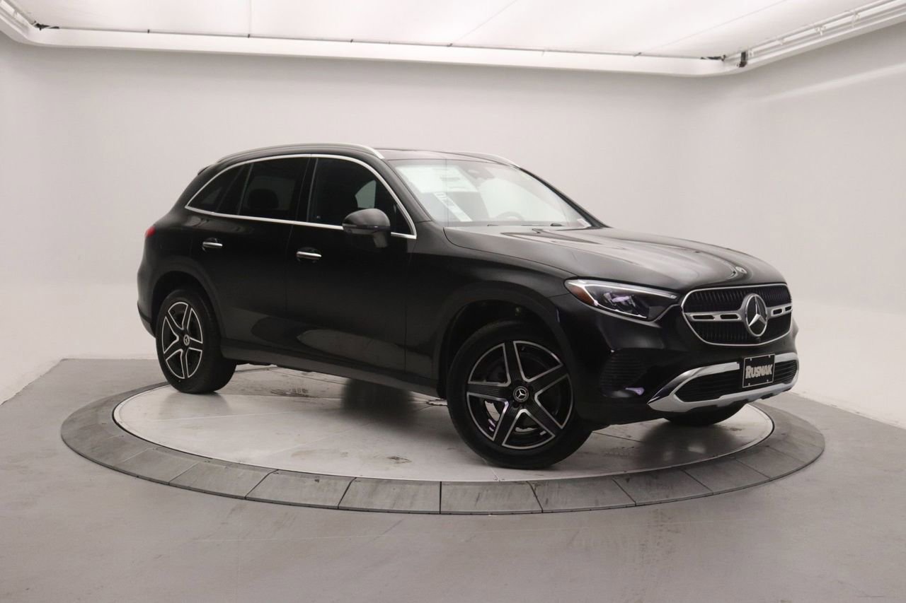 New 2026 Mercedes-Benz GLC 300 image 1