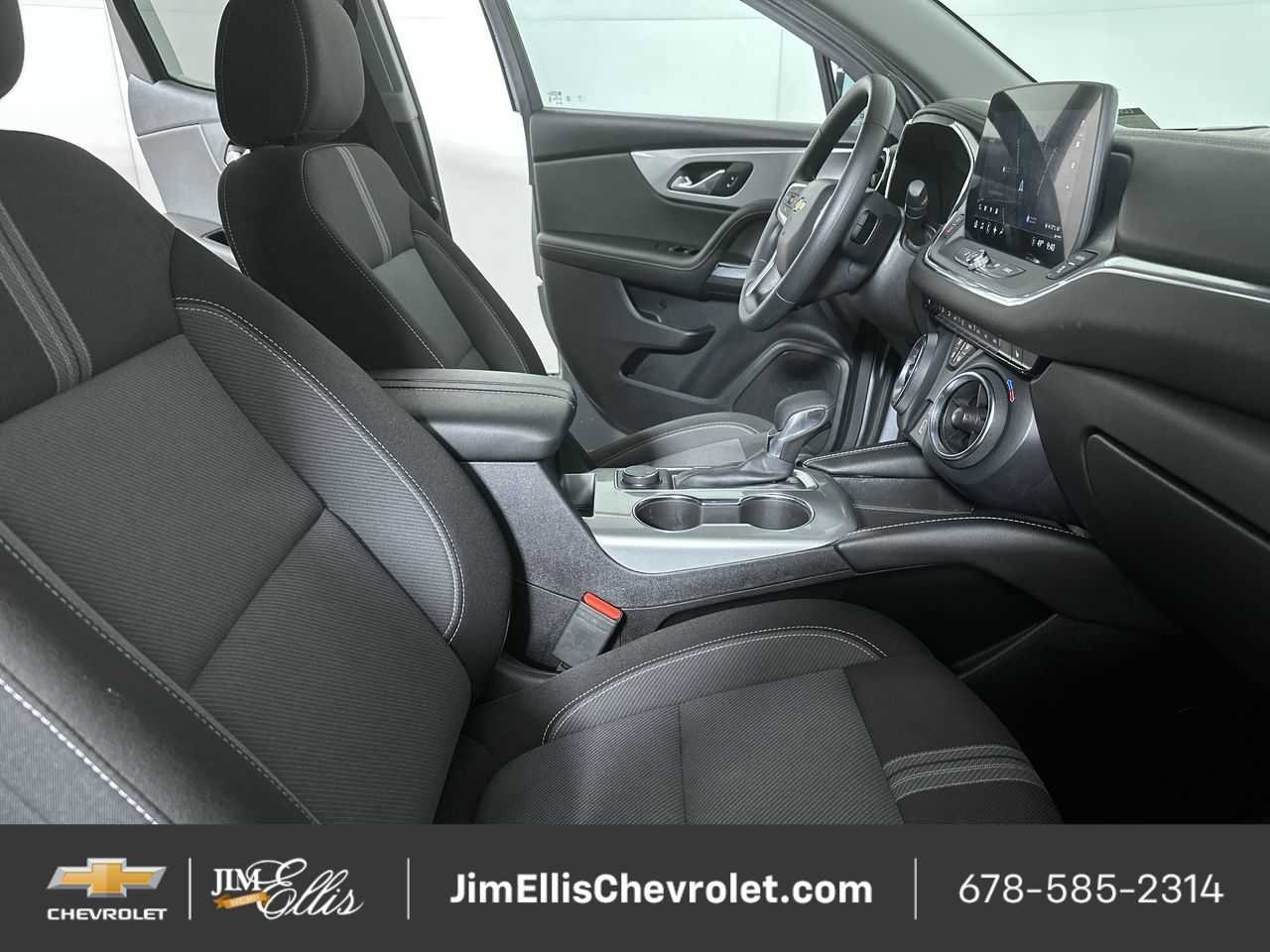 Certified 2025 Chevrolet Blazer LT AWD/4WD image 27