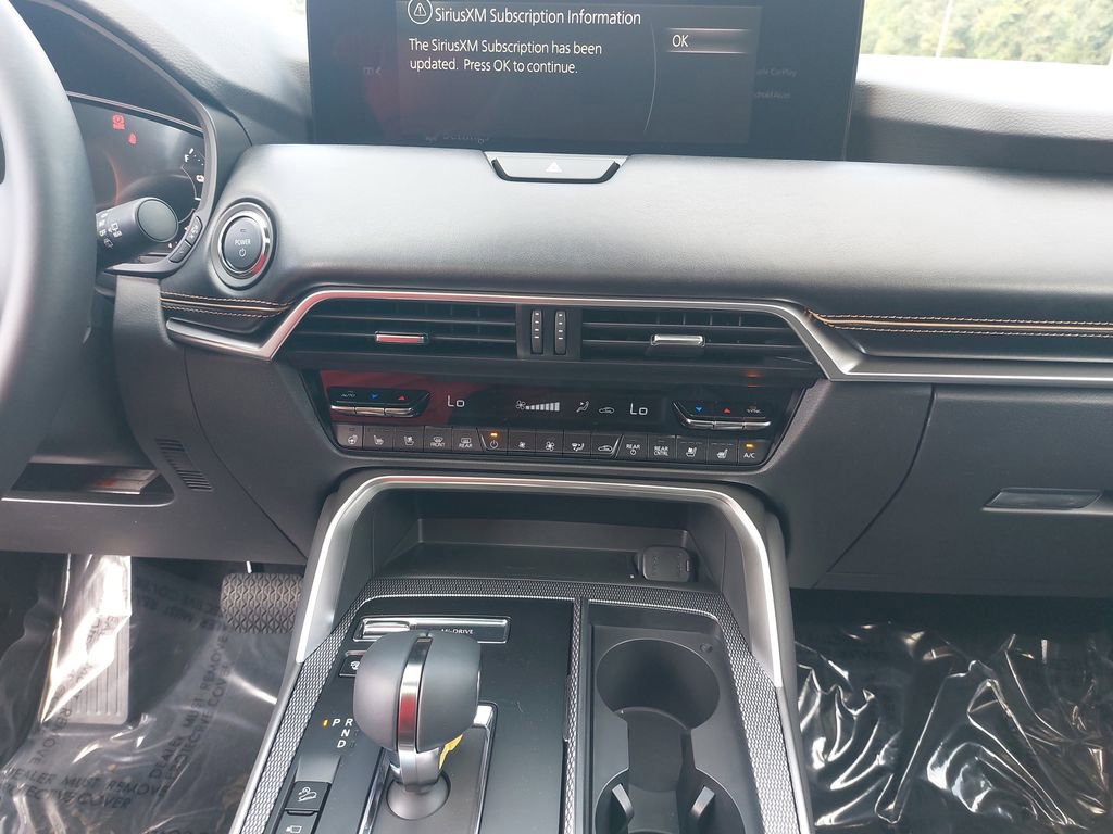 New 2025 MAZDA CX-90 Plug-In Hybrid w/ Premium Plus AWD/4WD image 22