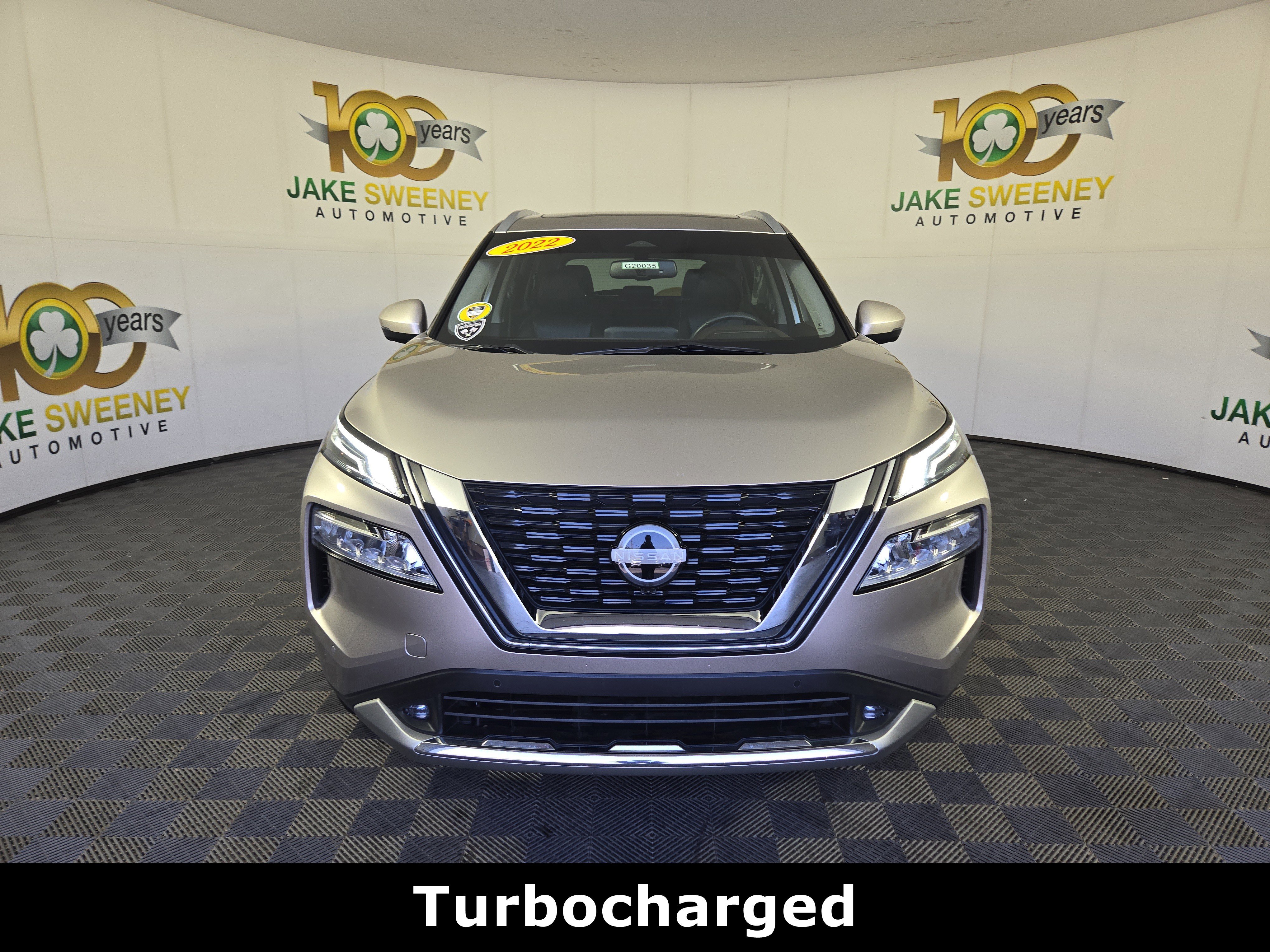 Used 2022 Nissan Rogue Platinum w/ Head-Up Display Package image 2