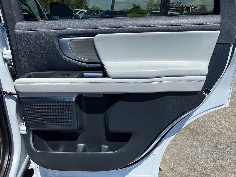 Certified 2025 Ford Expedition Platinum AWD/4WD image 38