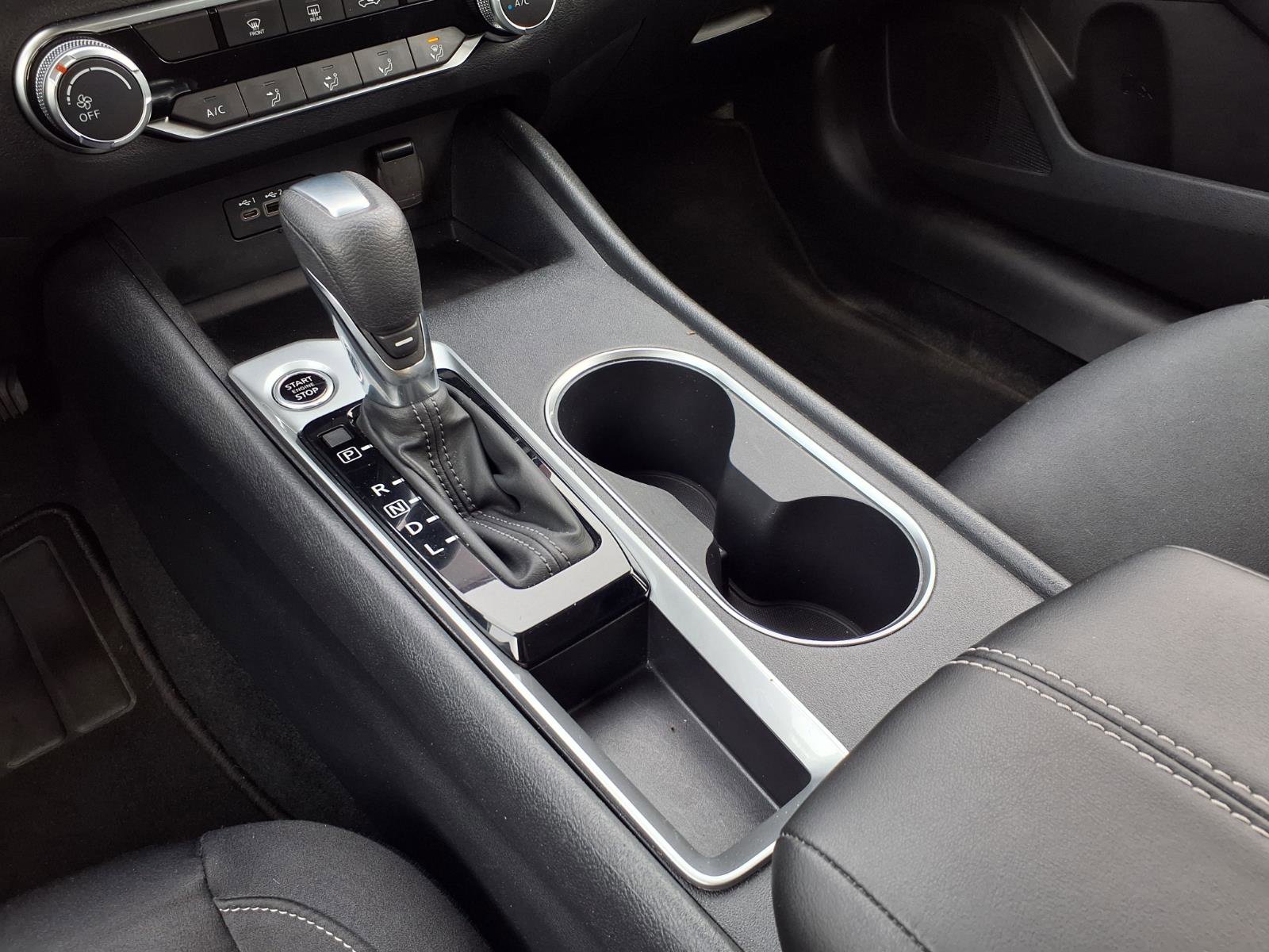 Used 2022 Nissan Altima 2.5 SV image 16