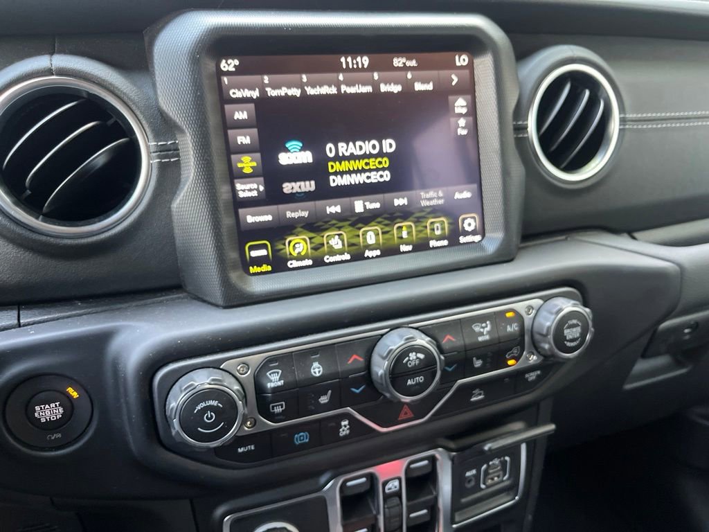 Used 2023 Jeep Wrangler Unlimited Sahara w/ Cold Weather Group AWD/4WD image 2