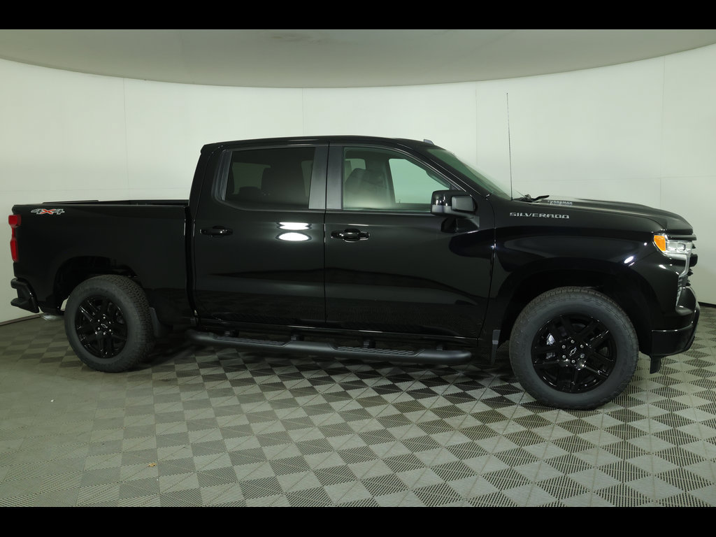 New 2026 Chevrolet Silverado 1500 RST w/ RST Select Package AWD/4WD image 9
