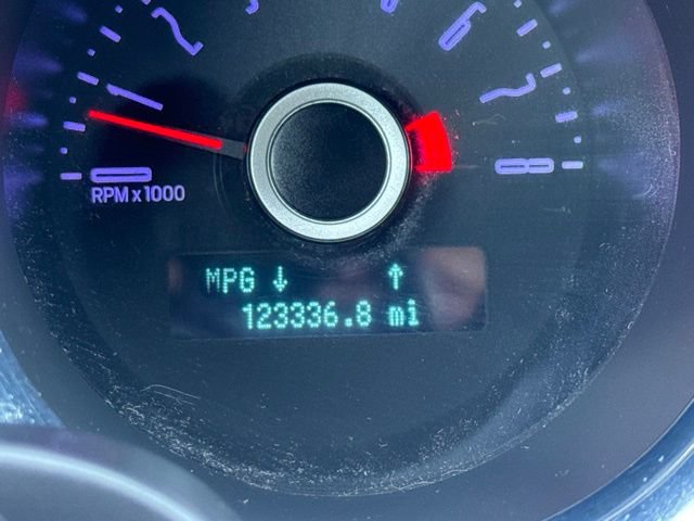 Used 2014 Ford Mustang Convertible RWD image 22