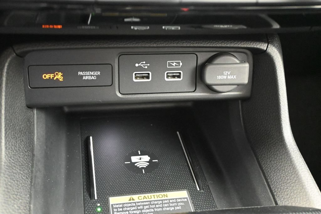 Used 2022 Honda Civic Touring image 14
