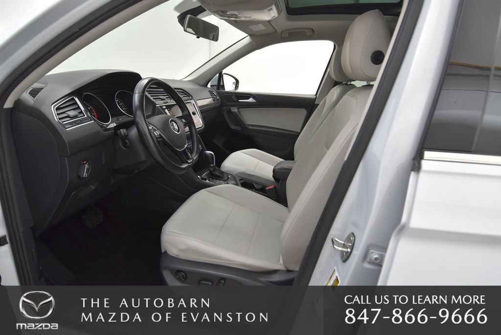 Used 2019 Volkswagen Tiguan SE w/ Panoramic Sunroof Package AWD/4WD image 23