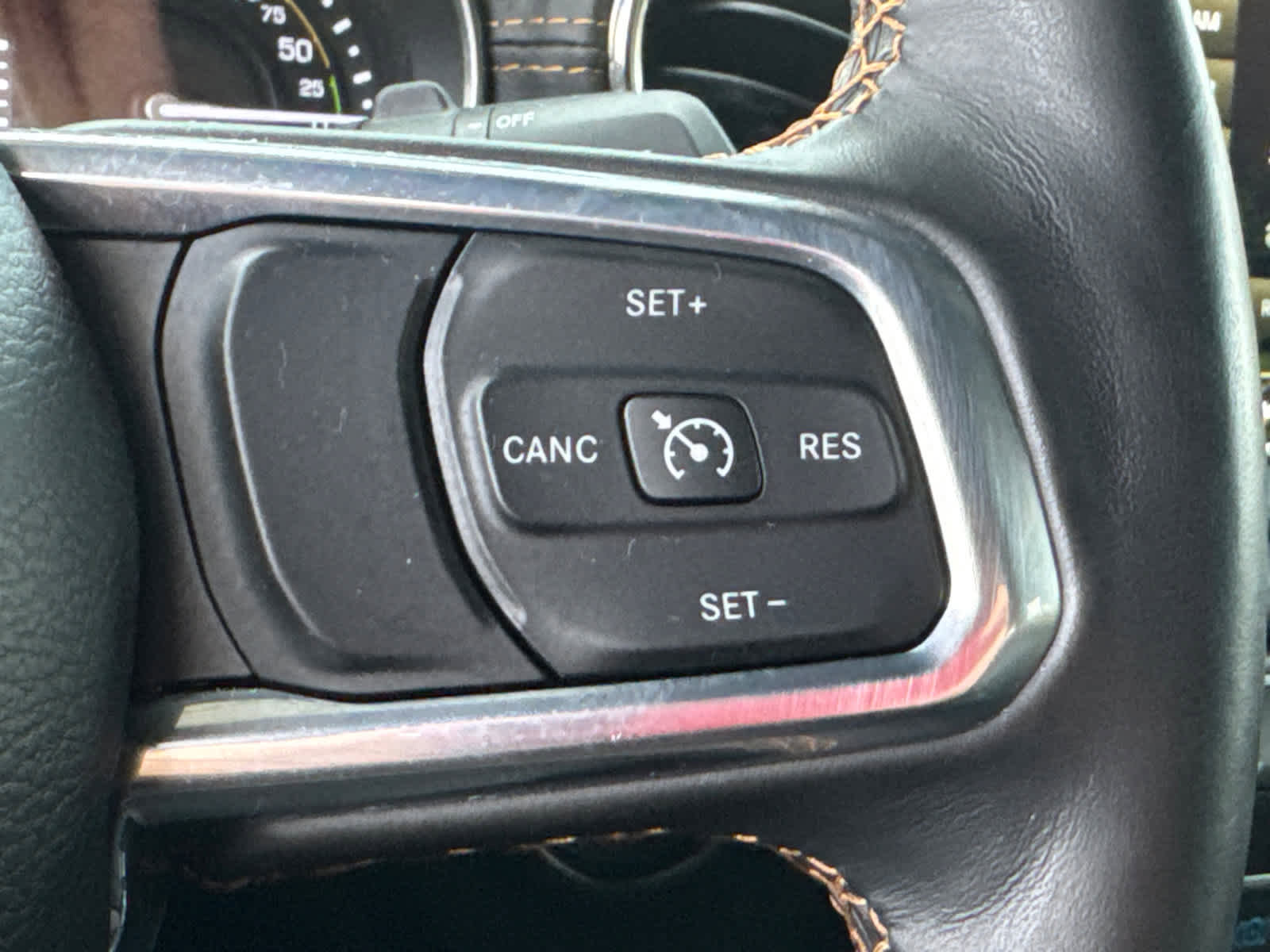 Used 2023 Jeep Wrangler Unlimited Sahara image 19