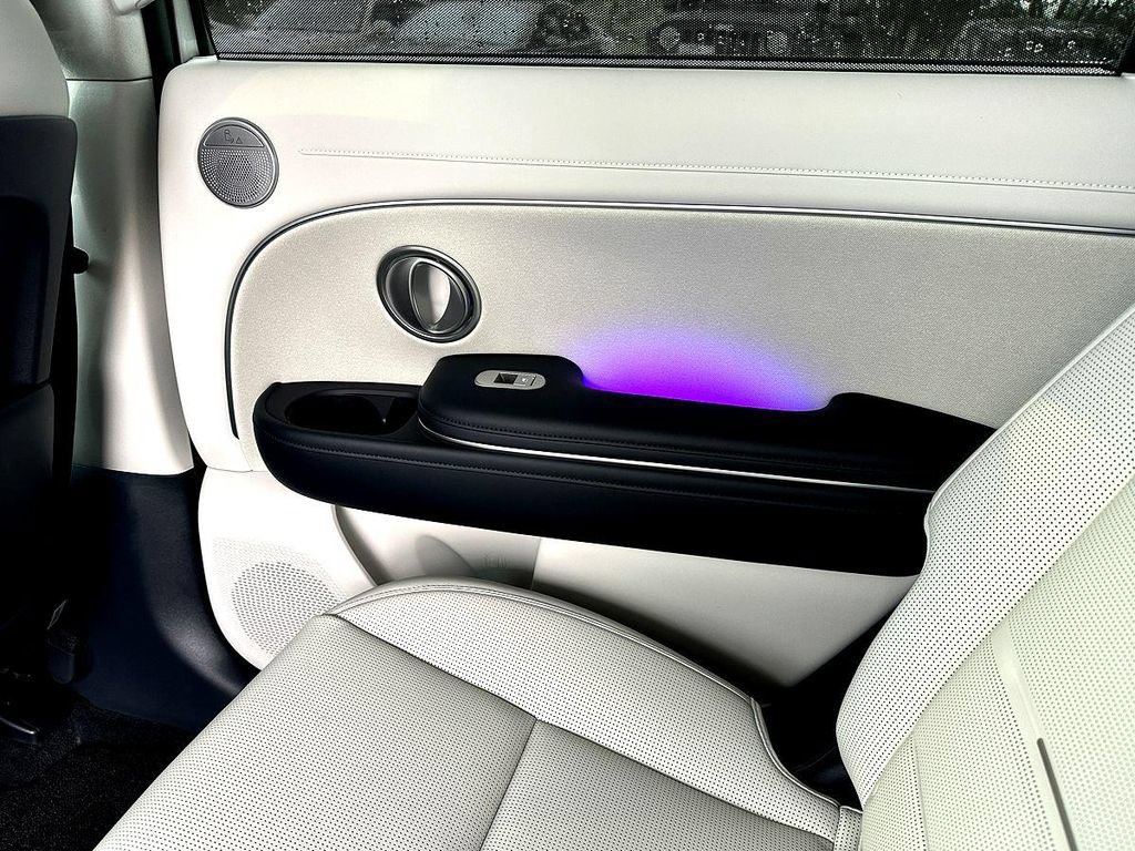 New 2026 Hyundai Palisade Calligraphy FWD image 17