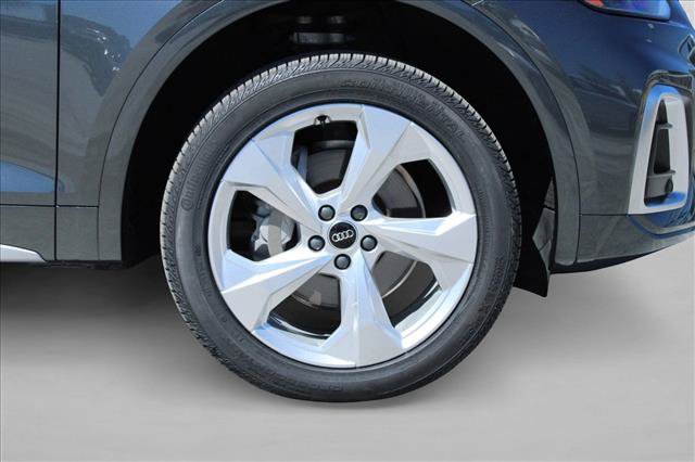 Used 2023 Audi Q5 2.0T Premium Plus AWD/4WD image 16