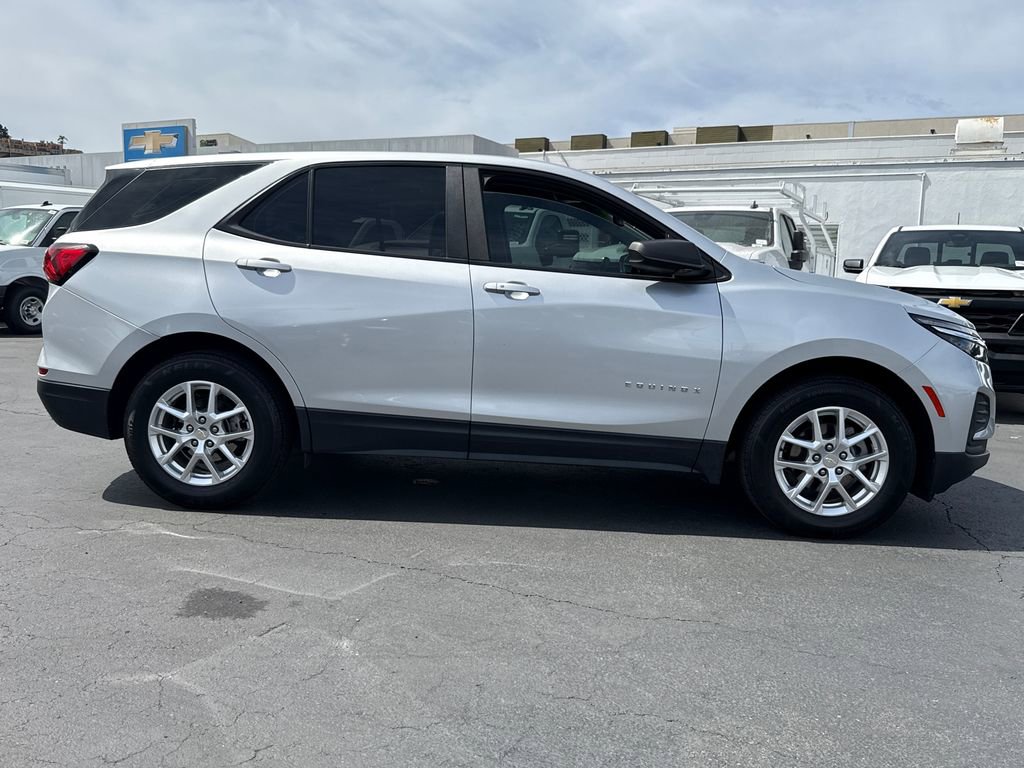 Used 2022 Chevrolet Equinox LS image 10