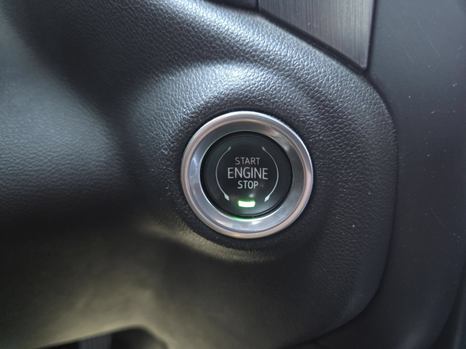 Used 2019 GMC Sierra 1500 AT4 w/ AT4 Premium Package AWD/4WD image 9