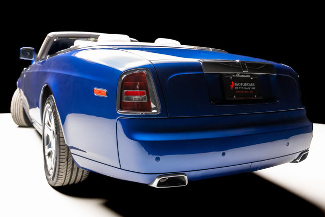 Used 2010 Rolls-Royce Phantom Drophead Coupe image 20