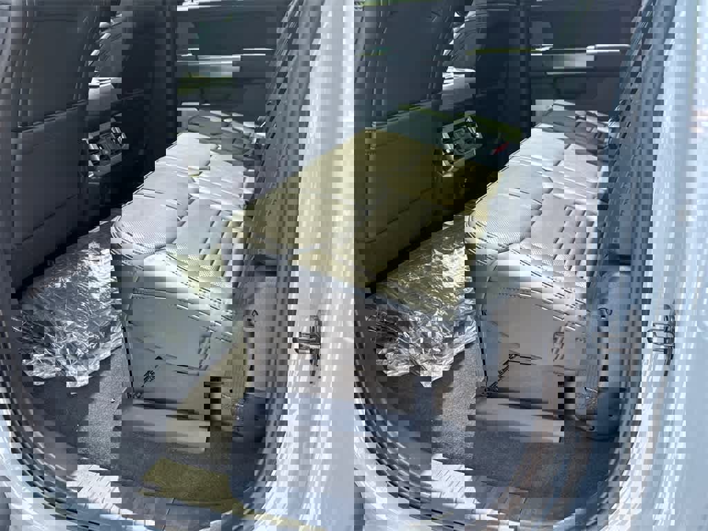 New 2025 Ford F250 Platinum image 15