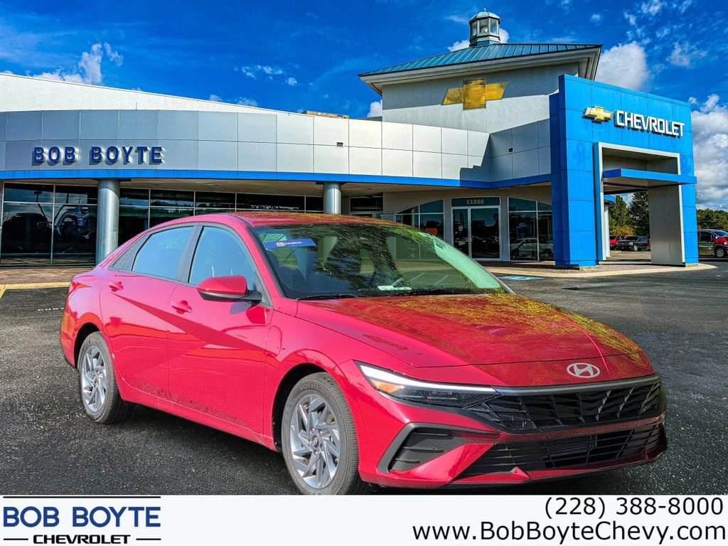 Used 2024 Hyundai Elantra SEL