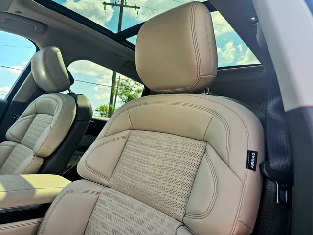 Used 2025 Lincoln Nautilus Reserve AWD/4WD image 20