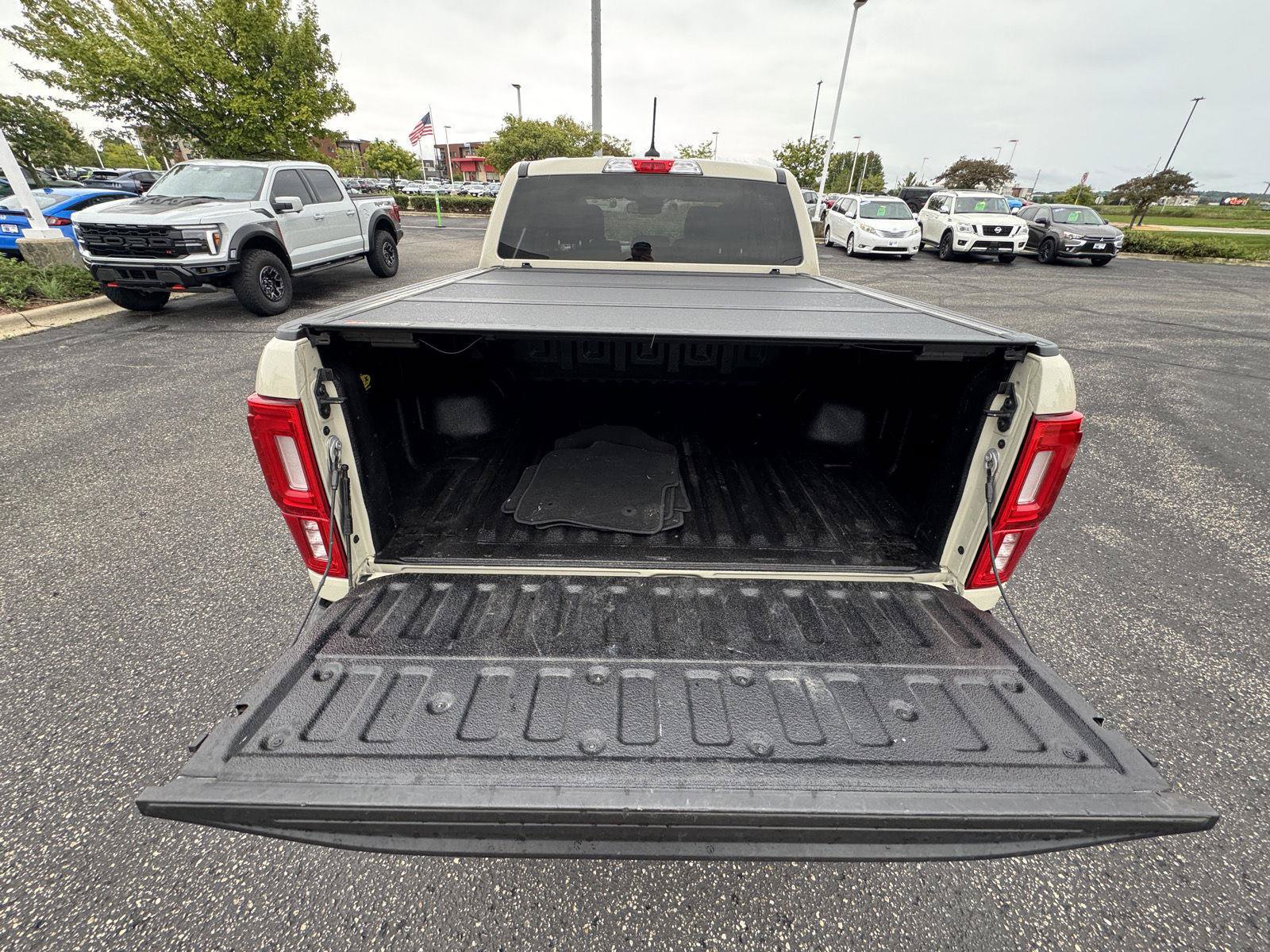 Used 2022 Ford Ranger XLT w/ Equipment Group 301A Mid AWD/4WD image 17