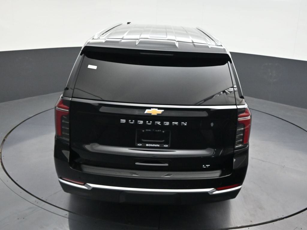 Used 2025 Chevrolet Suburban LT RWD image 20