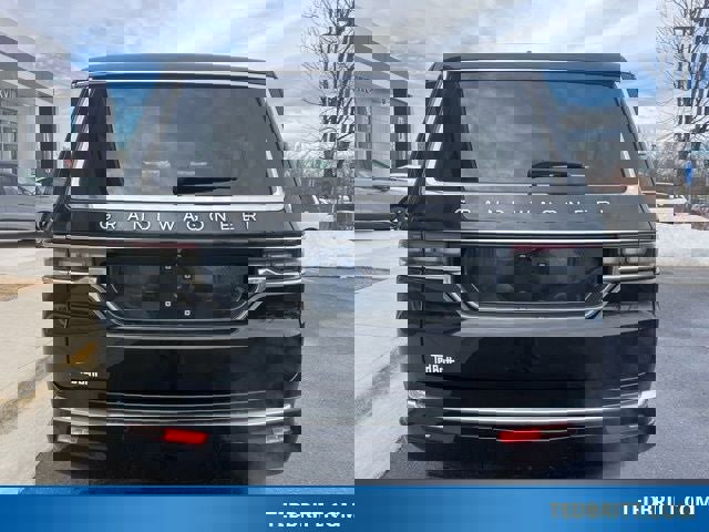 Used 2024 Jeep Grand Wagoneer L 4WD image 7