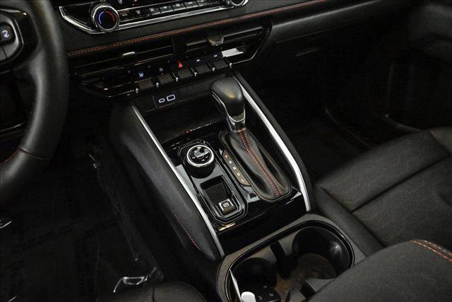 Used 2023 Chevrolet Colorado Z71 w/ Z71 Convenience Package 2 image 12