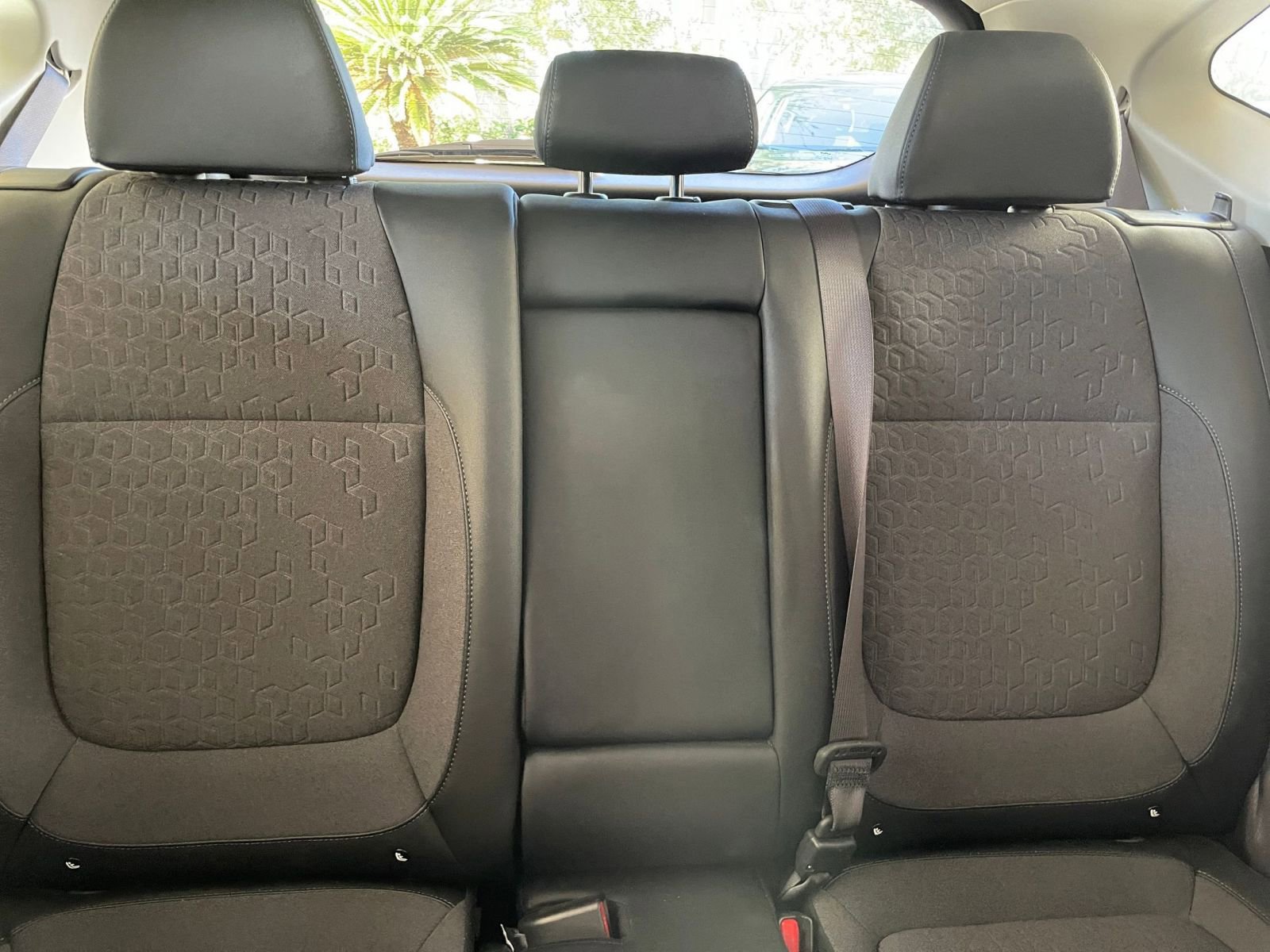 Used 2025 Kia Seltos S FWD image 39