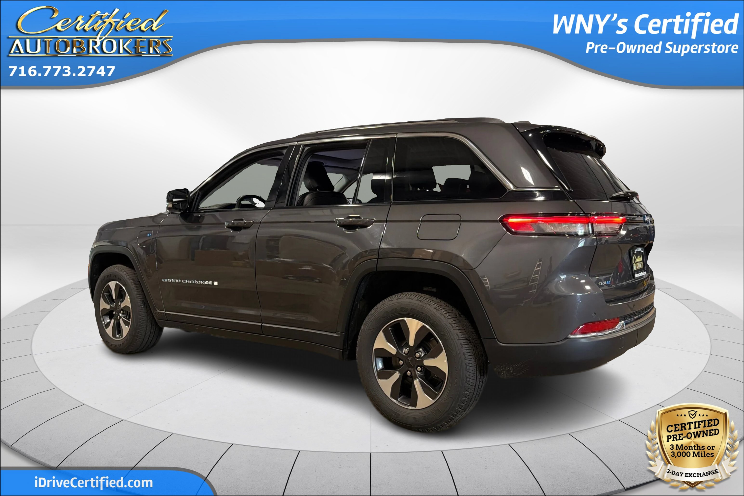 Used 2024 Jeep Grand Cherokee Limited 4xe AWD/4WD image 9