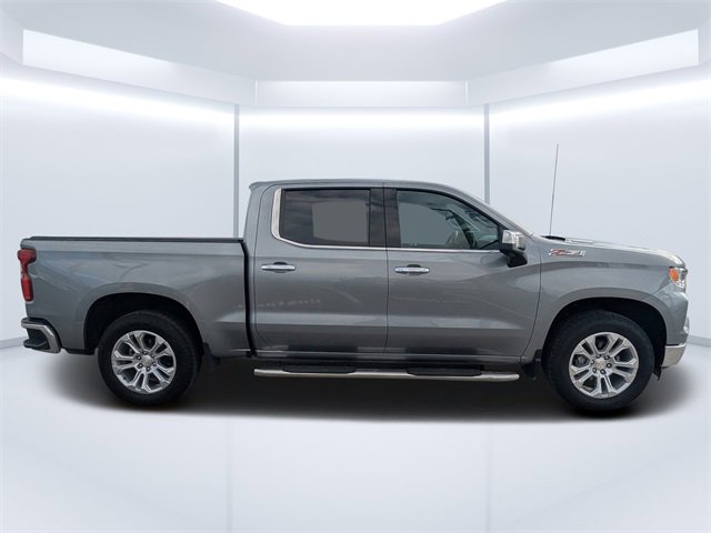 Used 2023 Chevrolet Silverado 1500 LTZ image 3