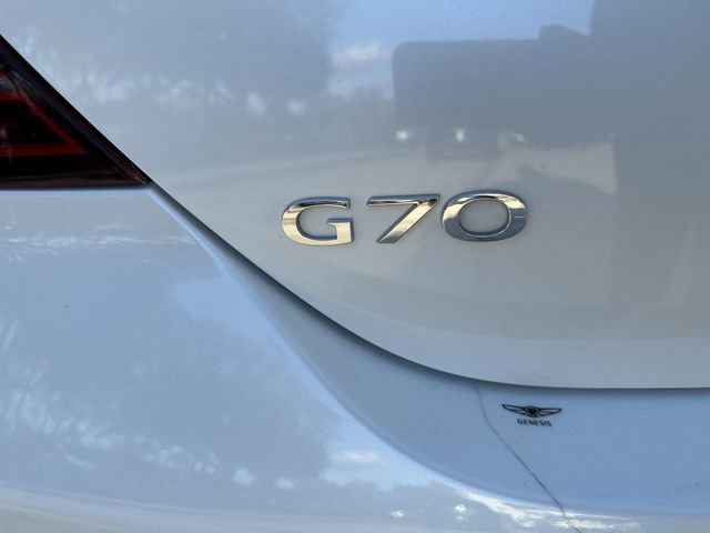 Used 2023 Genesis G70 2.0T image 12