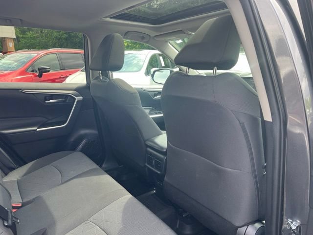 Used 2021 Toyota RAV4 XLE w/ Convenience Package AWD/4WD image 24