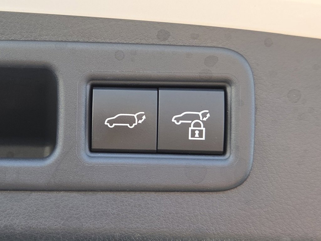 Used 2023 Lexus RX 350h image 31