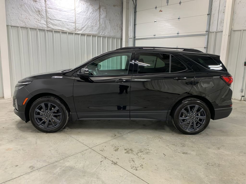 Used 2024 Chevrolet Equinox RS image 4